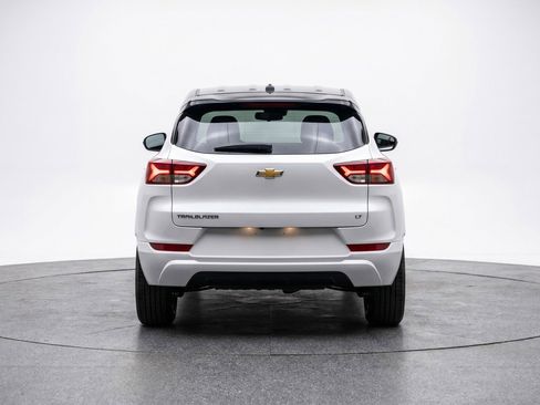 Used 2025 Chevrolet TrailBlazer LT FWD image 7