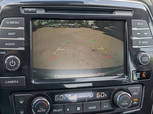 Used 2022 Nissan Maxima SV w/ Floor Mat Group FWD image 23