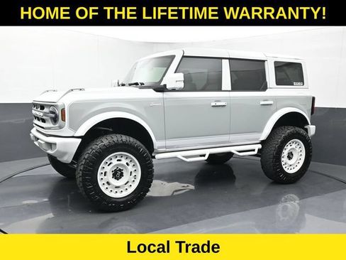 Used 2023 Ford Bronco Outer Banks AWD/4WD image 2