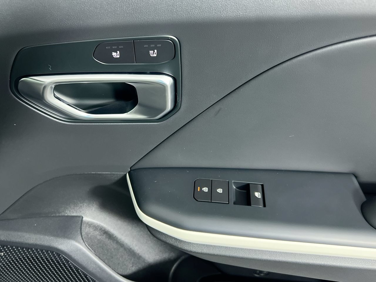 New 2026 Kia K4 GT-Line w/ GT-Line Premium Package FWD image 33