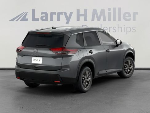 New 2026 Nissan Rogue S FWD image 5