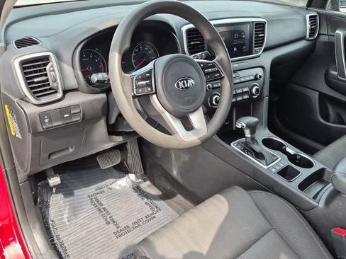 Used 2020 Kia Sportage LX AWD/4WD image 11