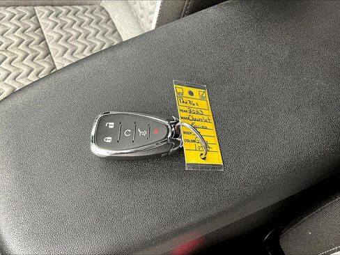 Used 2023 Chevrolet Equinox LT w/ Driver Convenience Package image 33