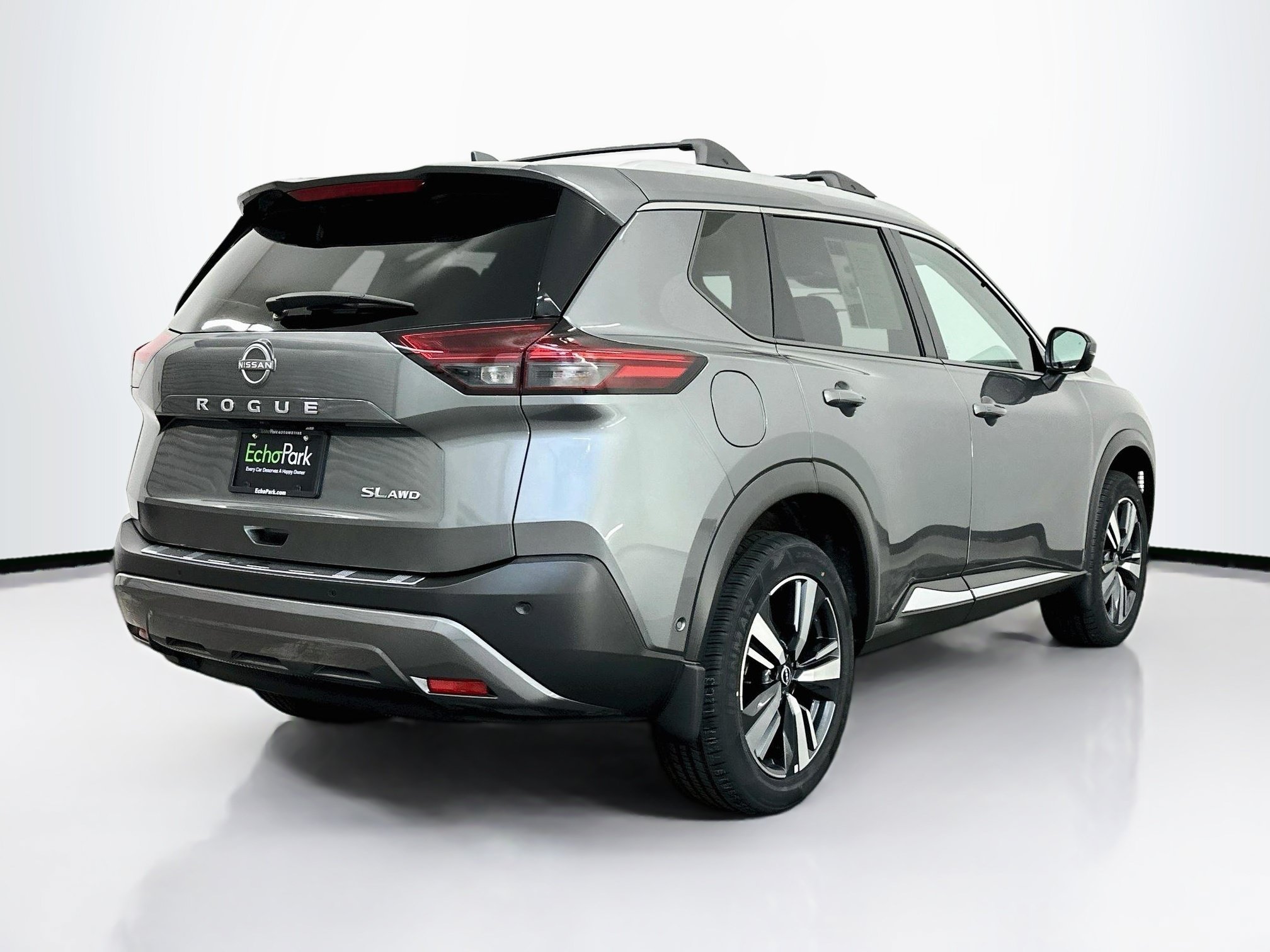 Used 2023 Nissan Rogue SL w/ SL Premium Package AWD/4WD image 9
