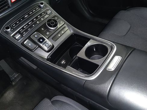 Used 2023 Hyundai Santa Fe SEL image 26