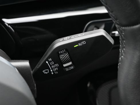 Certified 2025 BMW X2 xDrive28i AWD/4WD image 37