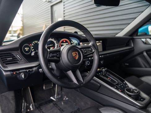 Certified 2020 Porsche 911 Carrera S image 4