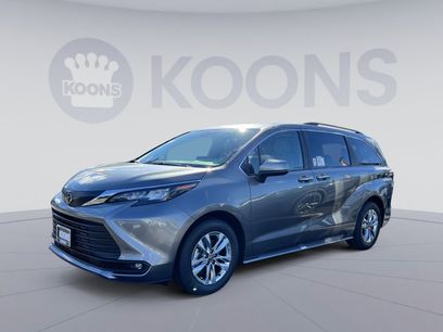 New 2026 Toyota Sienna XLE