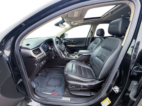 Used 2019 GMC Acadia Denali w/ Technology Package image 12