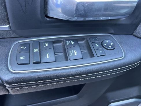 Used 2022 RAM 2500 Laramie w/ Chrome Appearance Group image 22