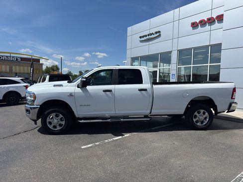 Used 2024 RAM 2500 Big Horn AWD/4WD image 2