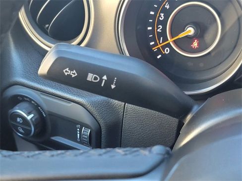 Used 2023 Jeep Gladiator Sport image 34