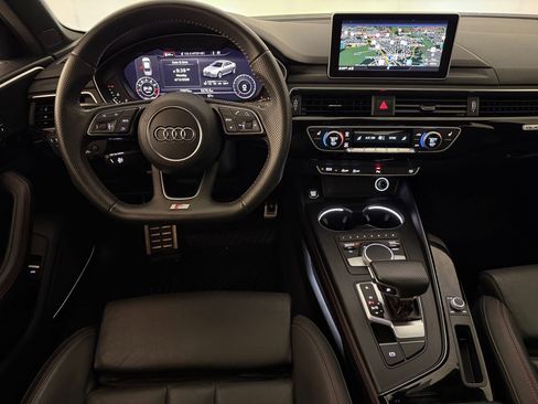 Used 2018 Audi A4 2.0T Premium Plus image 29