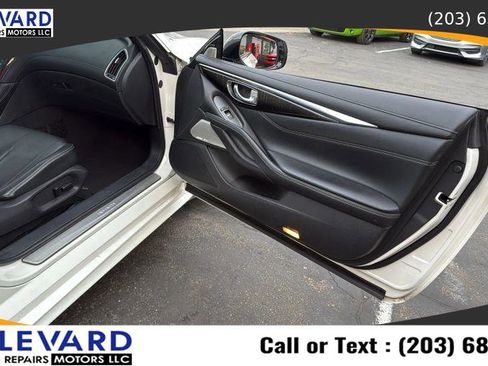 Used 2017 INFINITI Q60 3.0t w/ Premium Plus Package 3.0T image 31