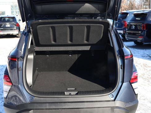 Used 2025 Hyundai Kona SEL image 19