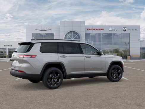 New 2025 Jeep Grand Cherokee L Limited w/ Black Appearance Package RWD image 4