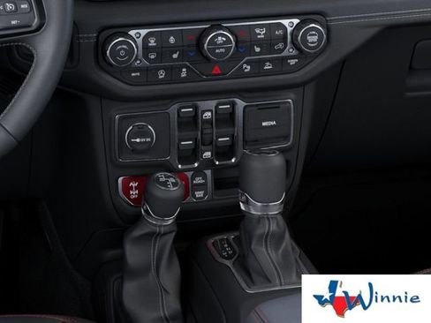 New 2026 Jeep Wrangler Unlimited Rubicon AWD/4WD image 28
