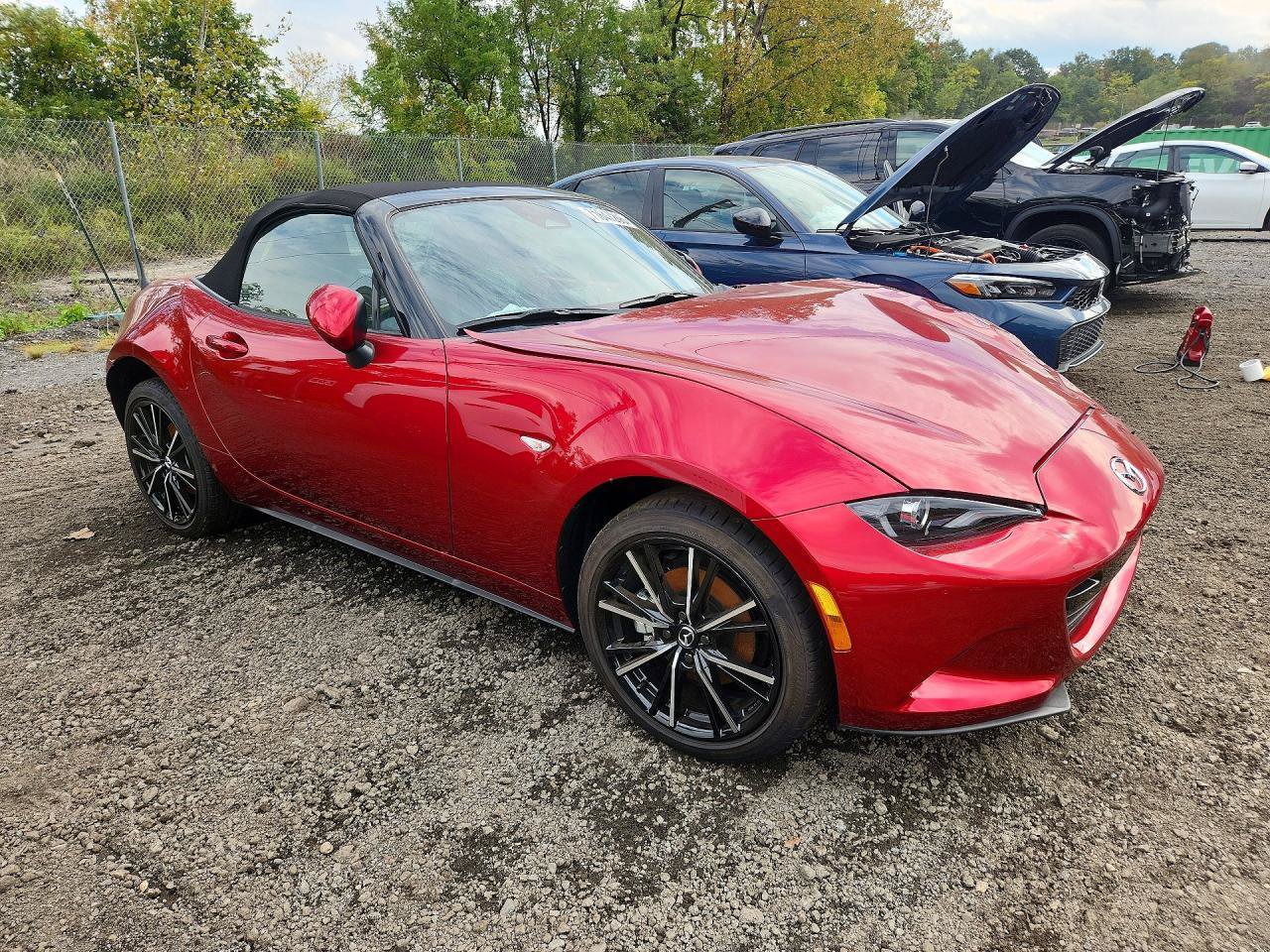 Used 2026 MAZDA MX-5 Miata Grand Touring RWD image 1