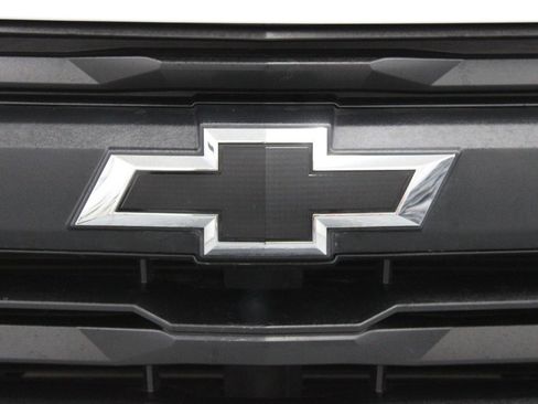 Used 2023 Chevrolet Colorado Trail Boss image 31