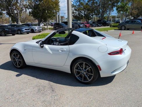 Used 2018 MAZDA MX-5 Miata RF Grand Touring image 5