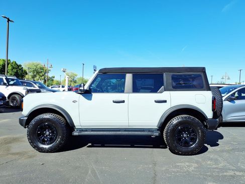 Certified 2023 Ford Bronco Wildtrak image 3