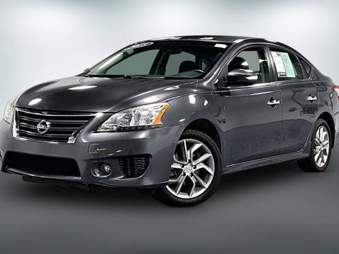 Used 2015 Nissan Sentra SR FWD image 3