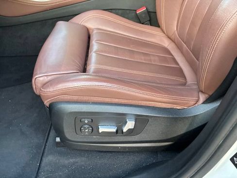 Used 2020 BMW X5 xDrive40i w/ Convenience Package AWD/4WD image 16