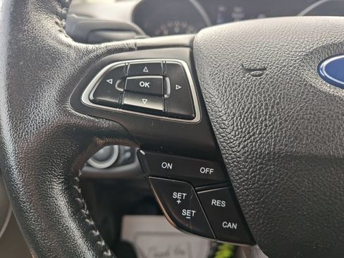 Used 2017 Ford Escape Titanium AWD/4WD image 26
