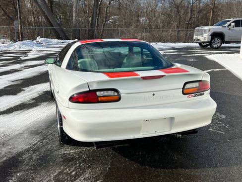 Used 1997 Chevrolet Camaro Z28 w/ Preferred Equipment Group 2 image 10