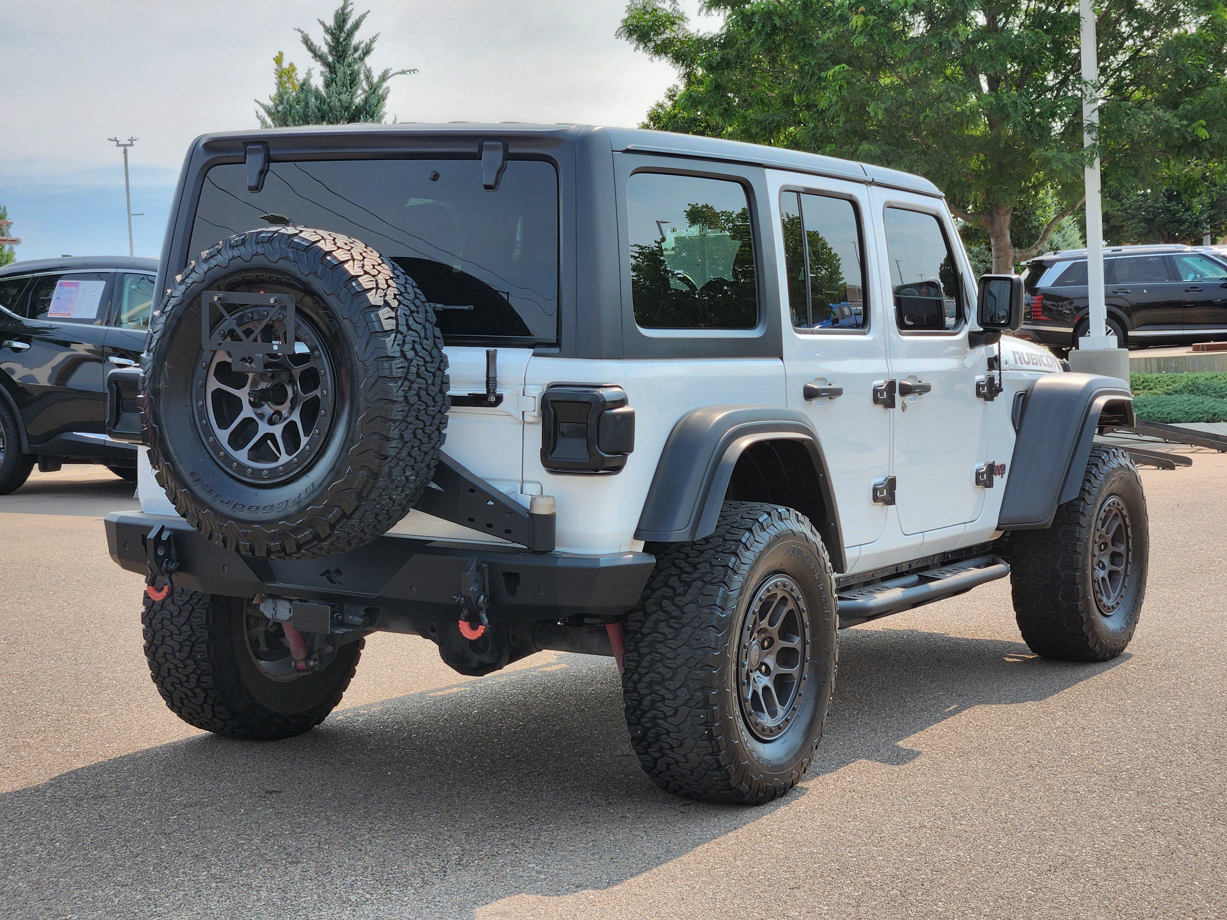 Used 2023 Jeep Wrangler Unlimited Rubicon w/ Xtreme 35 Tire Package AWD/4WD image 3