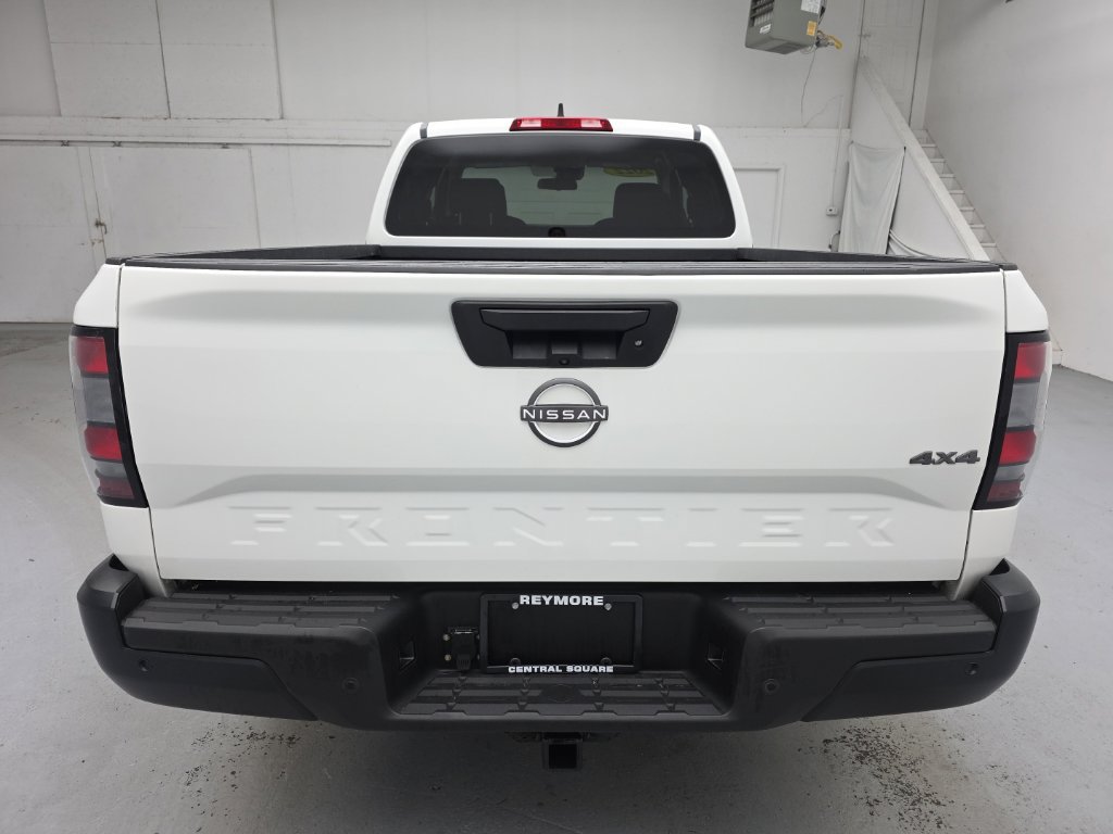 Used 2022 Nissan Frontier S w/ Technology Package AWD/4WD image 10