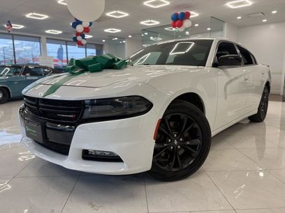 Used 2020 Dodge Charger SXT w/ Blacktop Package