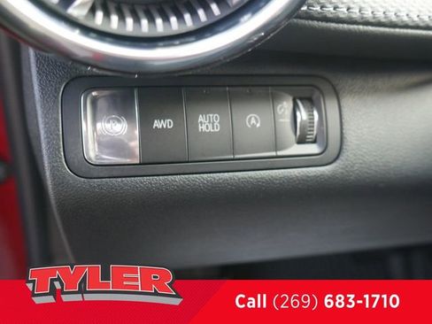 New 2026 Chevrolet Equinox LT w/ Convenience Package II AWD/4WD image 22