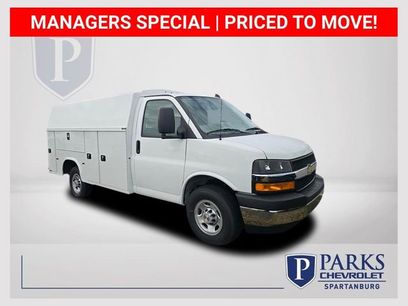 New 2025 Chevrolet Express 3500 w/ Power Convenience Package