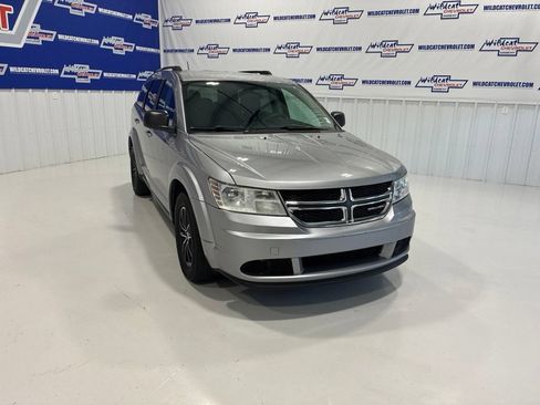 Used 2017 Dodge Journey SE w/ Flexible Seating Group FWD image 7