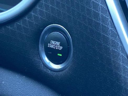 Used 2022 Chevrolet Malibu LT image 12