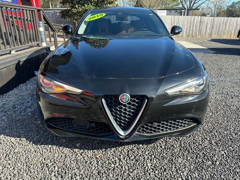 Used 2019 Alfa Romeo Giulia Ti w/ Quick Order Package 22X Lusso image 12