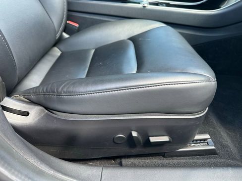 Used 2020 Tesla Model 3 Long Range image 38