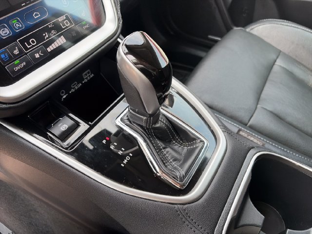 Used 2024 Subaru Outback Touring XT AWD/4WD image 36