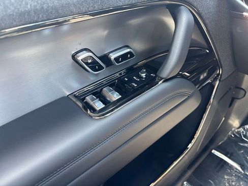 New 2026 Land Rover Range Rover Sport Dynamic SE image 12