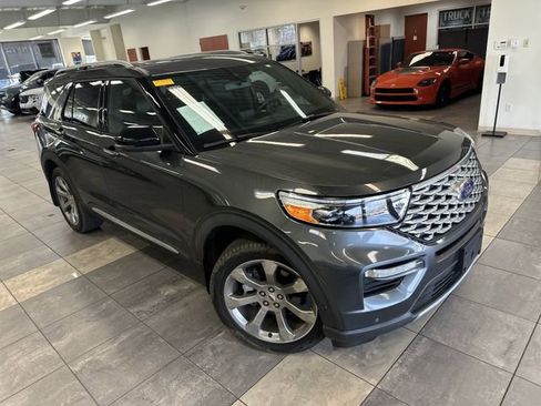Used 2020 Ford Explorer Platinum w/ Premium Technology Package AWD/4WD image 9