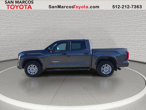 Used 2026 Toyota Tundra SR5 w/ SR5 Convenience Package AWD/4WD image 9
