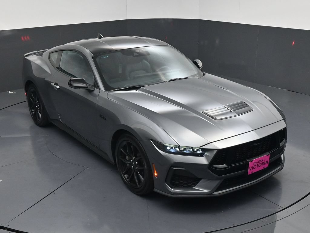 Used 2025 Ford Mustang GT Premium RWD image 18