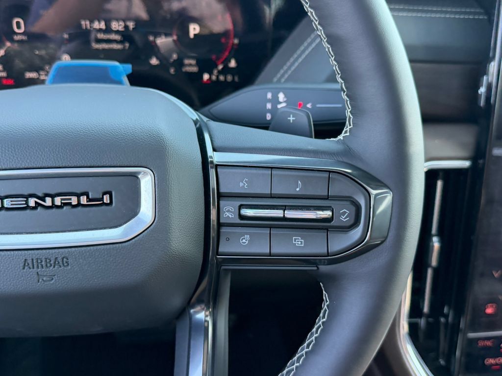 New 2026 GMC Yukon XL Denali Ultimate AWD/4WD image 43