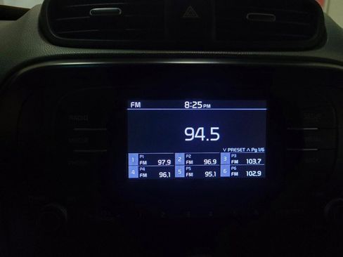 Used 2018 Kia Soul image 25