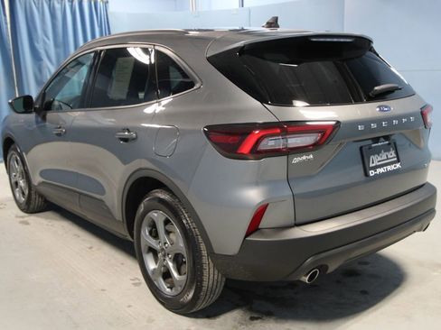 Used 2025 Ford Escape ST-Line w/ Equipment Group 301A FWD image 32