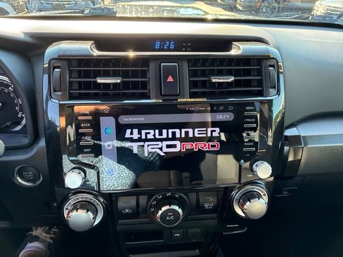 Used 2023 Toyota 4Runner TRD Off-Road Premium w/ Moonroof Package AWD/4WD image 18