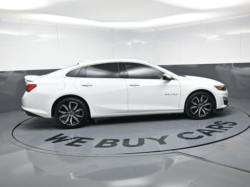 Certified 2024 Chevrolet Malibu RS image 10