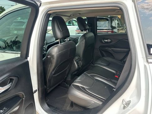 Used 2015 Jeep Cherokee Limited AWD/4WD image 14