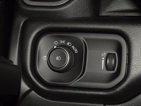 Used 2026 RAM 3500 Tradesman w/ Chrome Appearance Group image 26